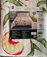 
              Reversible Quilt Set in-A-Tote 4 Pieces Full/ King
            