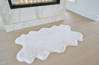 
              Mc Faux Fur Quad Rug Lot de 60,000 Fcfa
            